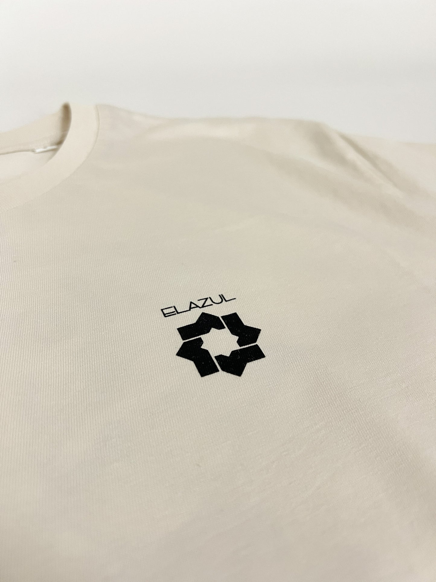 KOI - Camiseta